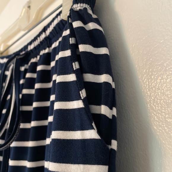 NWT Women’s Long Sleeve Pajamas Set Solid Top And  Striped Pants Soft Pjs Set. - Picture 8 of 14